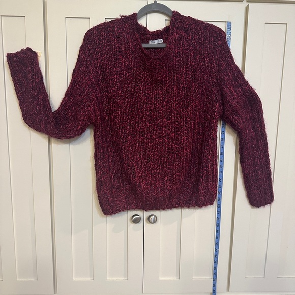 XL cranberry sweater - Picture 2 of 4